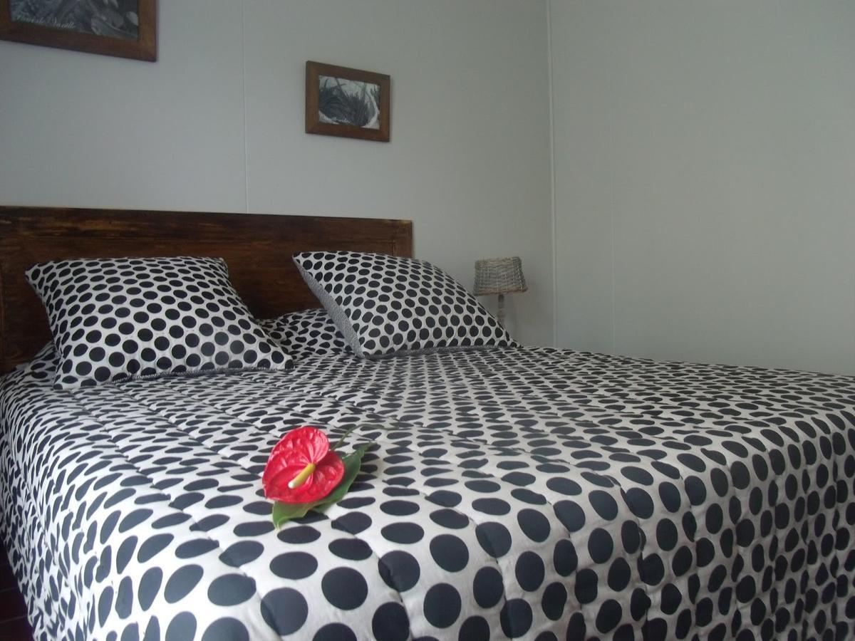 Le Four A Pain Bed and Breakfast Saint-Philippe Εξωτερικό φωτογραφία