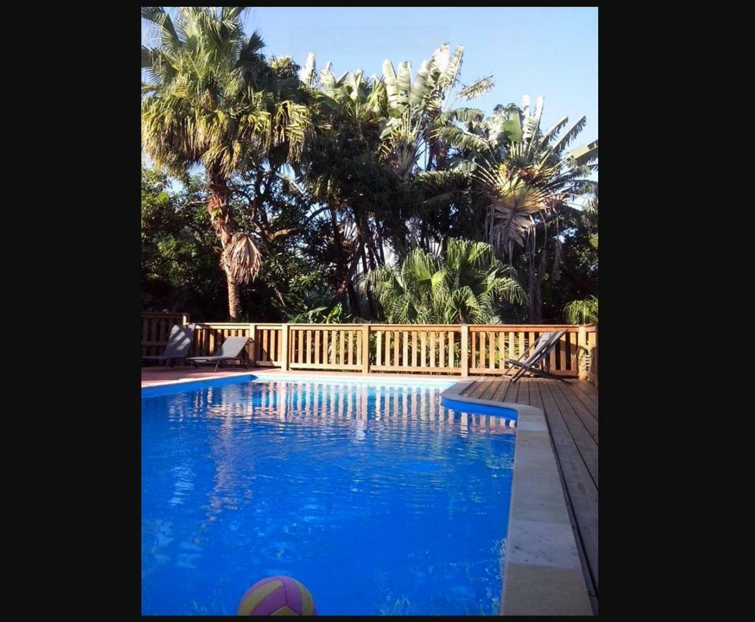 Le Four A Pain Bed and Breakfast Saint-Philippe Εξωτερικό φωτογραφία